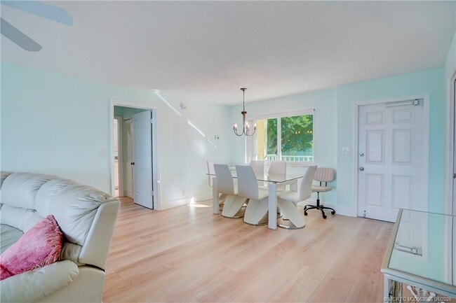 Building Photo - 2370 NE Ocean Blvd