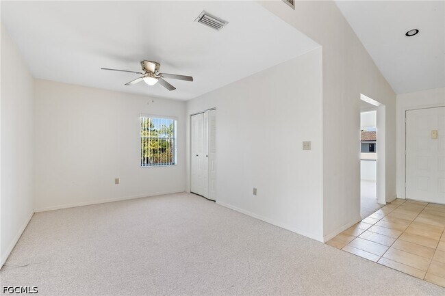 Building Photo - 9305 Lake Park Dr