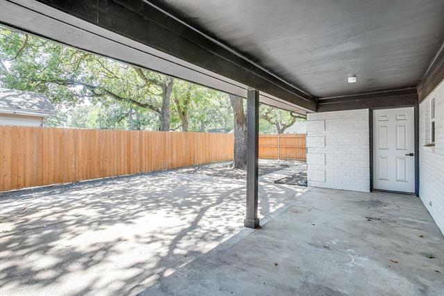 Building Photo - 2536 Daisy Ln