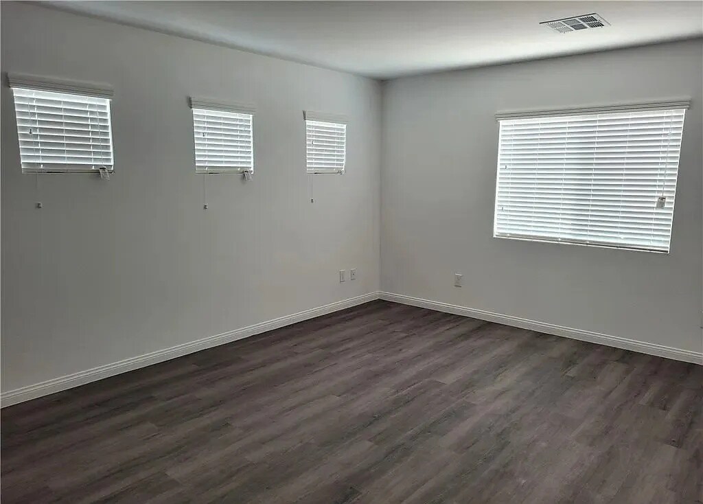 Building Photo - 5787 Lucky Pagoda Ct