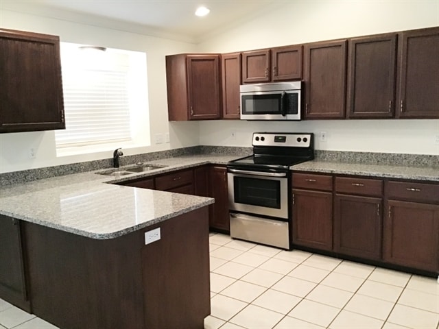 Building Photo - 6514 S 4195 W