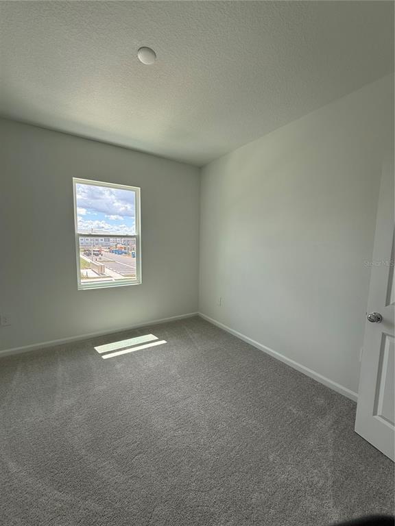 Building Photo - 3011 Maloof Dr
