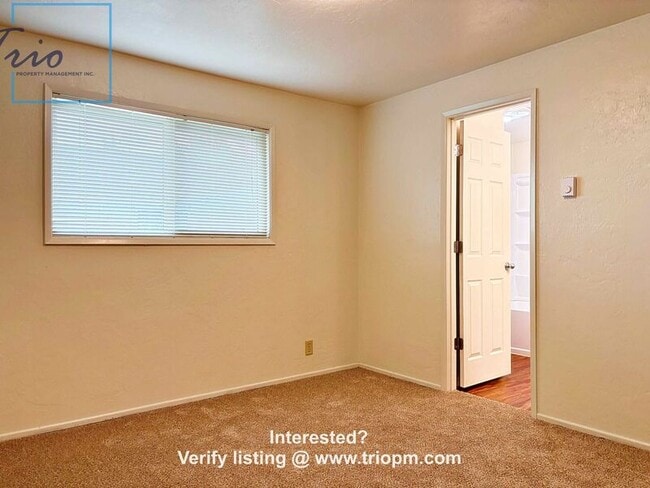 Building Photo - 2577 L St