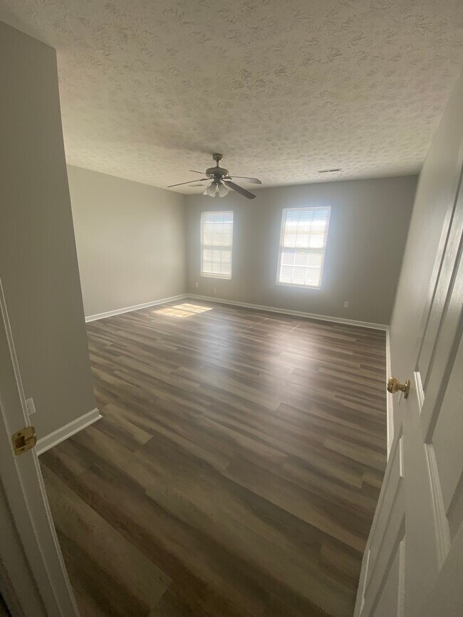 Building Photo - 8206 Gamblers Choice Tr