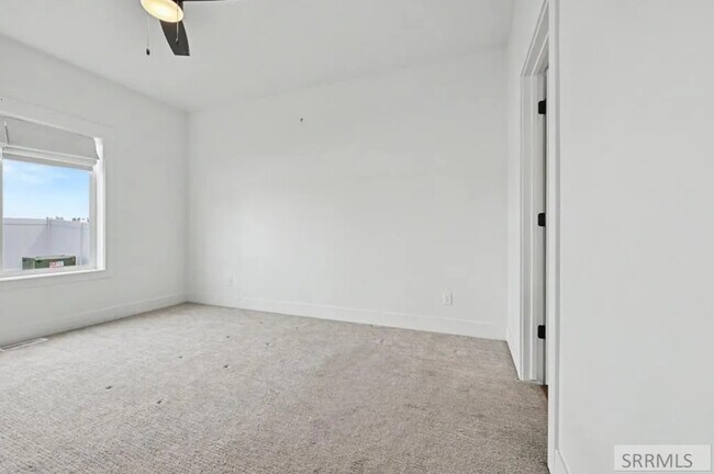 Building Photo - 363 Eliza Joy Ln