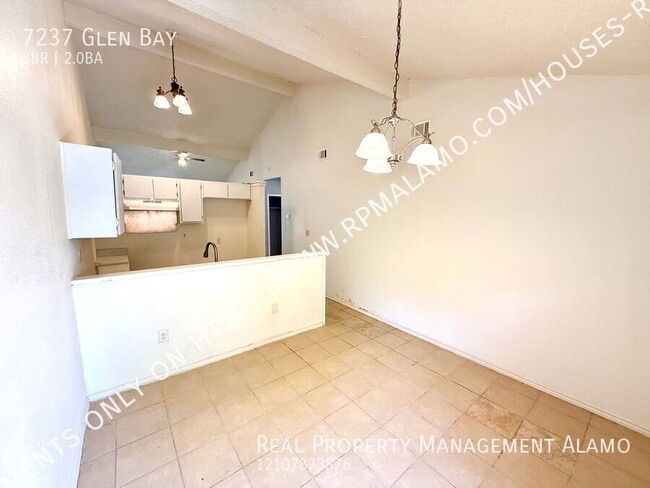 Building Photo - 7237 Glen Bay Dr
