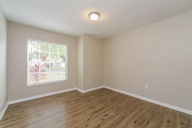 Building Photo - 2740 Settlers Trail