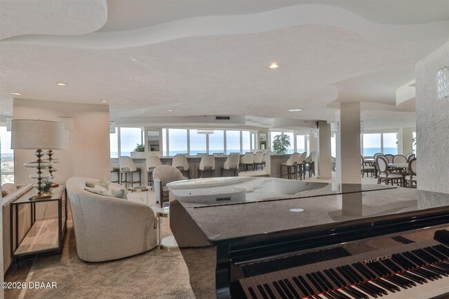 Building Photo - 2545 S Atlantic Ave