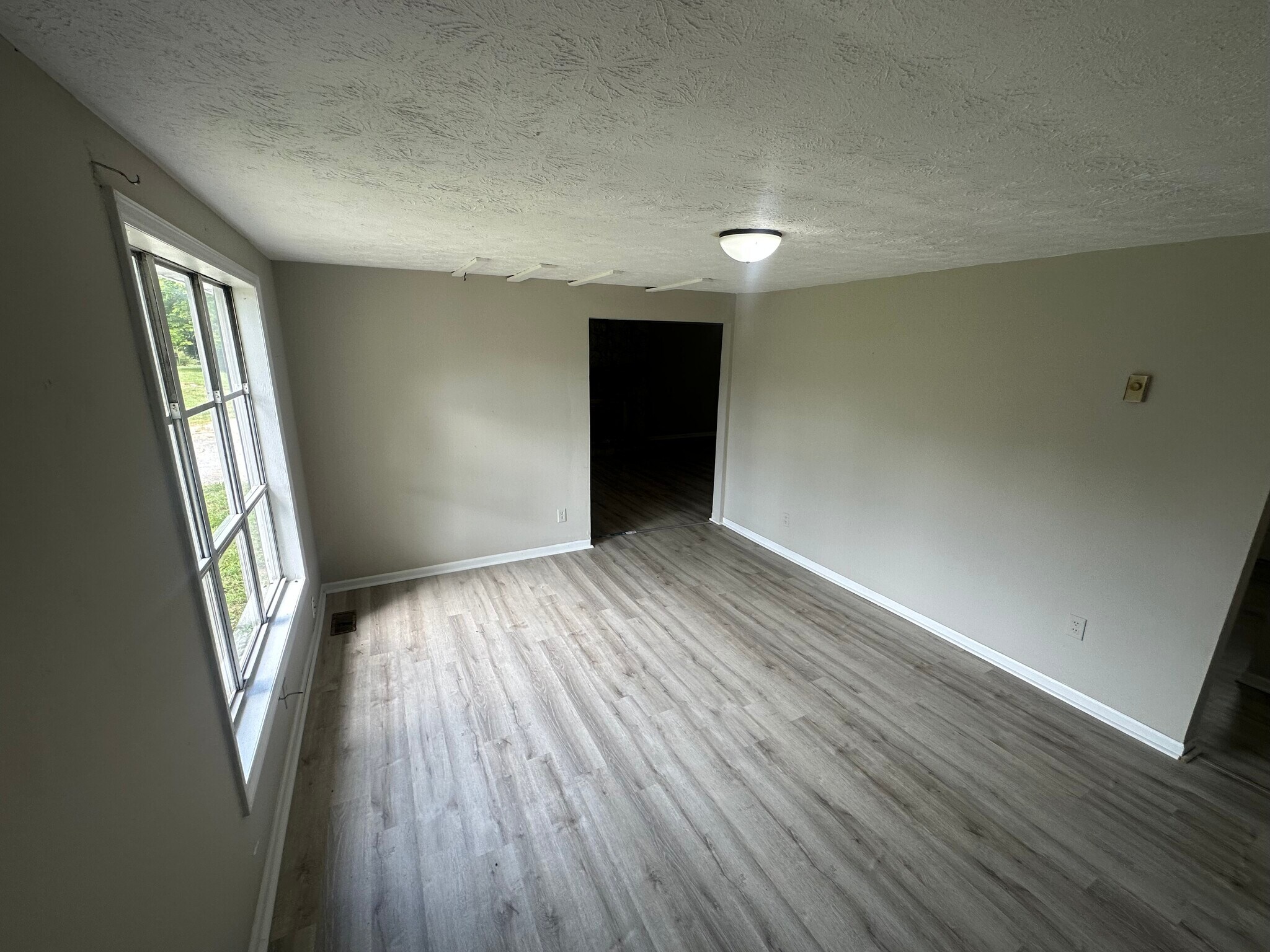 Building Photo - 1612 Alton Station Rd