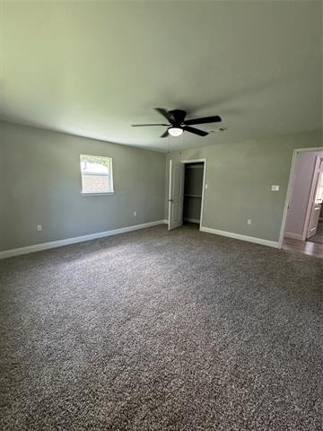 Building Photo - 409 Pecan Grove Dr