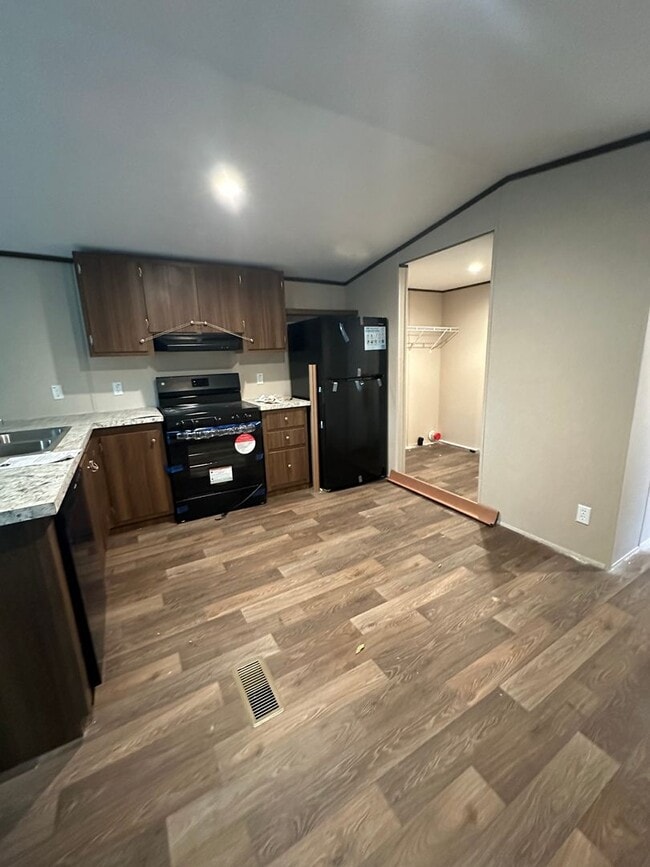 Building Photo - Rental Property in Desoto Parish