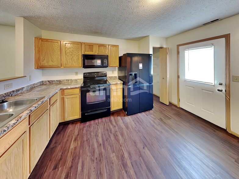 Building Photo - 7507 Canal Highlands Blvd