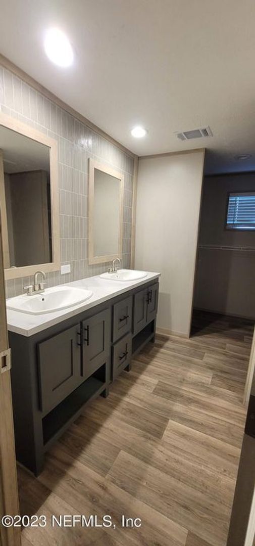 Building Photo - Nearly New Marietta Manufactured Home