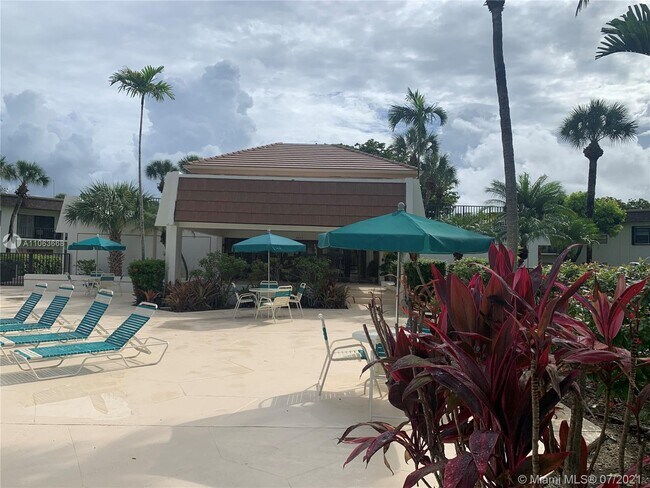 Building Photo - 8261 SW 128th St