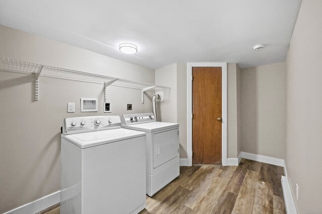 Building Photo - 58 Economy Dr