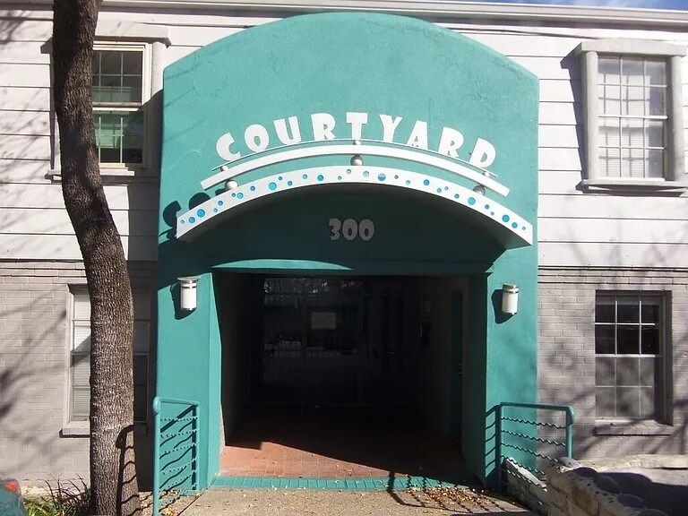 Building Photo - 300 Crockett St
