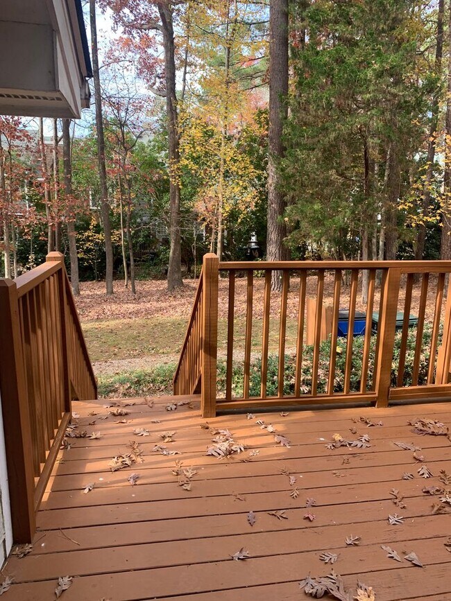 Building Photo - 6901g