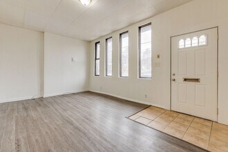 Building Photo - 705 Brownsville Rd