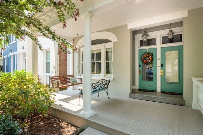 Building Photo - 1719 Hanover Ave