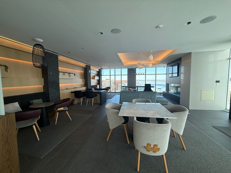 Building Photo - 925 N Fairfax St