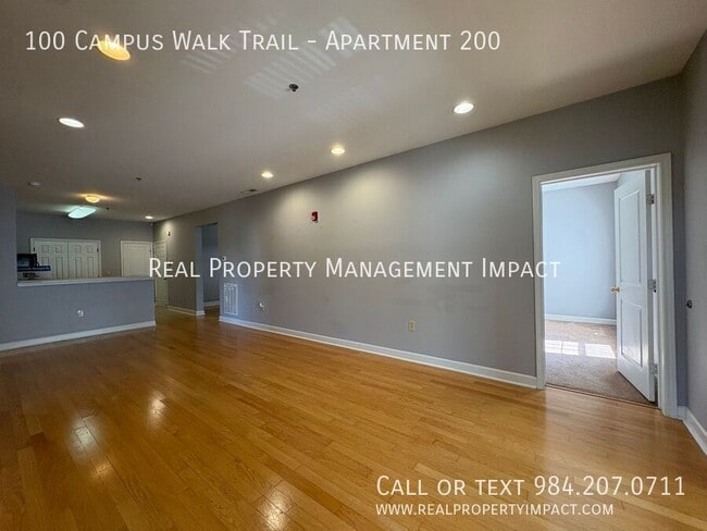 Building Photo - 100 Campus Walk Trl