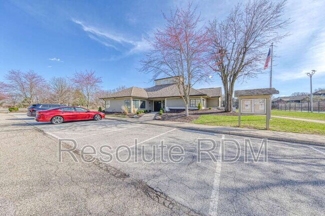 Building Photo - 4381 Village Parkway Cir W