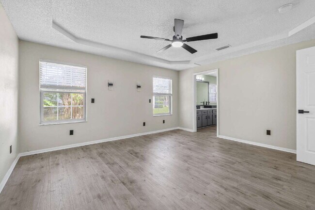 Building Photo - Beautiful 3-Bedroom Home with Private Setting & Open Floor Plan
