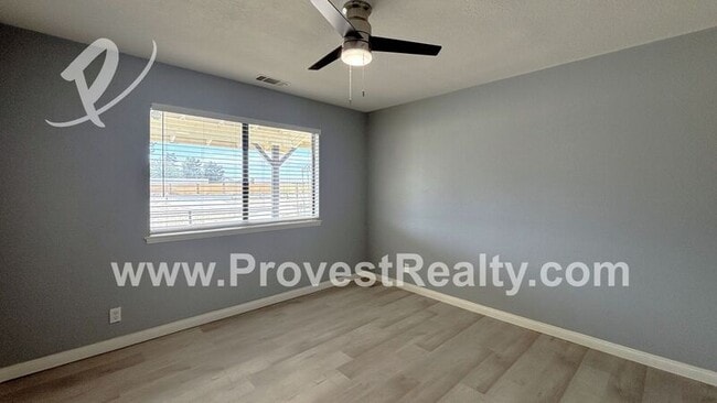Building Photo - 14945 Flathead Rd