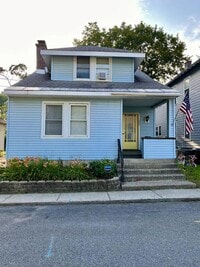 Building Photo - 1823 8th St