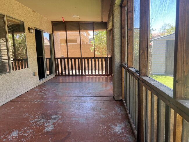 Building Photo - 8064 W Rushmore Way