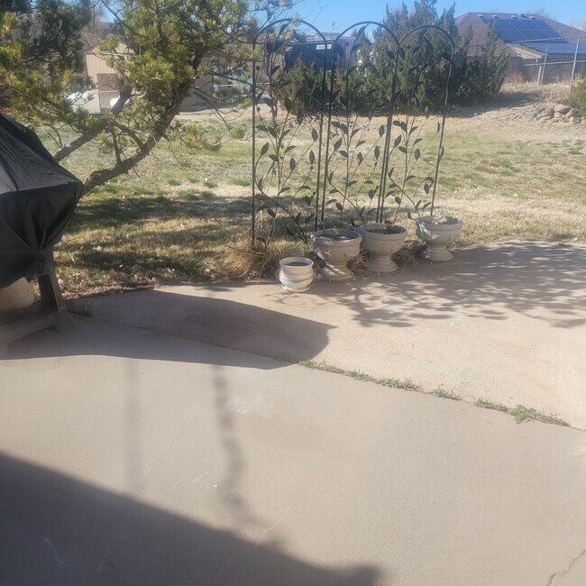 Building Photo - Large Home on NorthSide Grand Junction!!!!