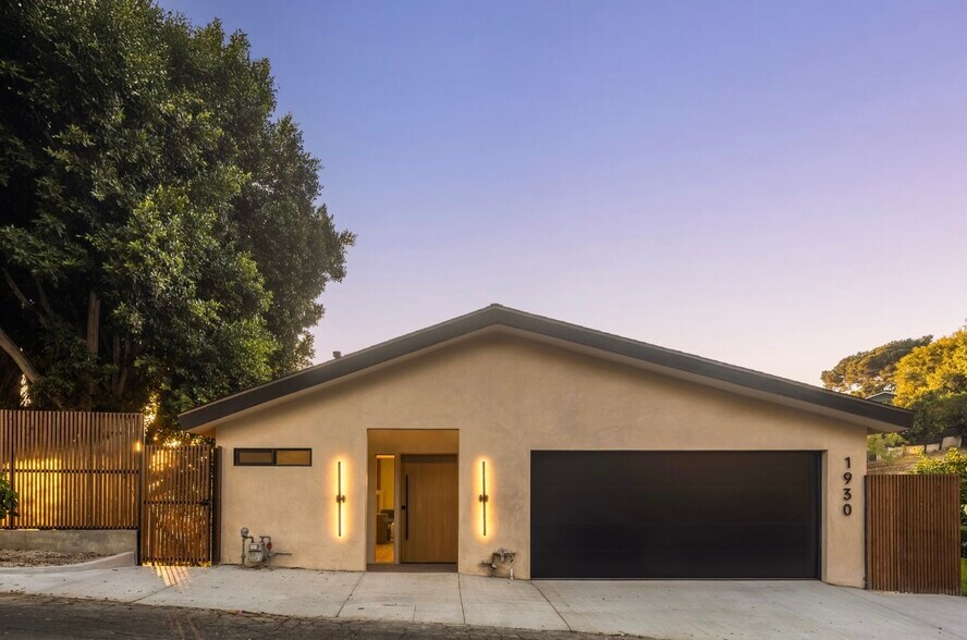 Primary Photo - 1930 Kemper St