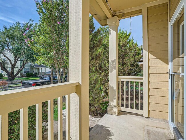 Building Photo - 819 Palo Duro Dr