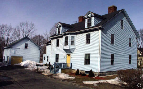Primary Photo - 373 Boston Rd