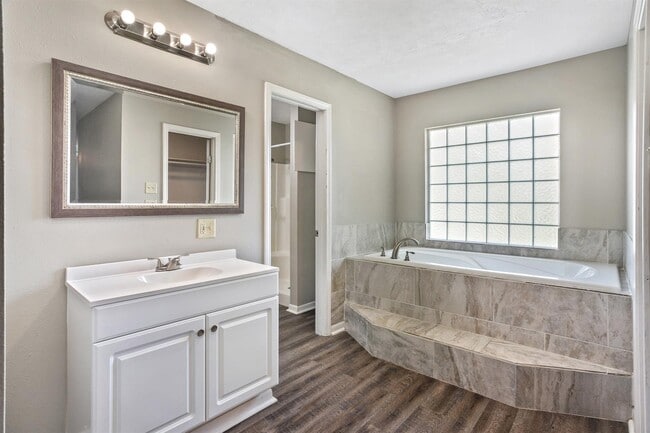 Building Photo - 315 1/2 Rio Hondo-