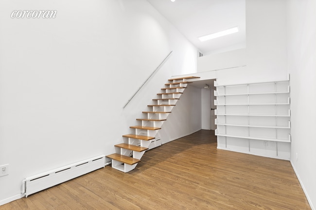 Building Photo - 97 Franklin St