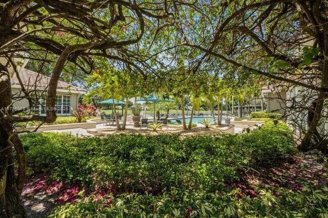 Building Photo - 5555 N Military Trl