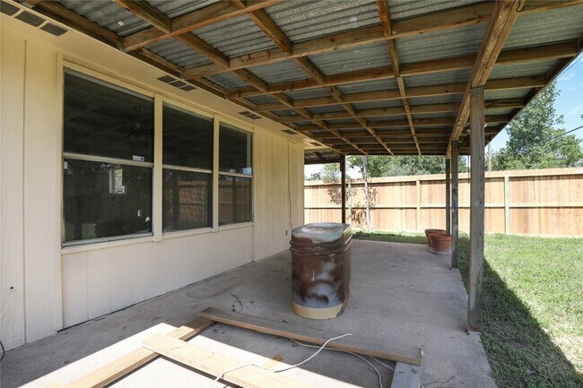 Building Photo - 2703 Heritage Colony Dr