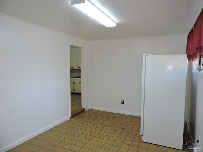 Building Photo - 146 Drew Cir