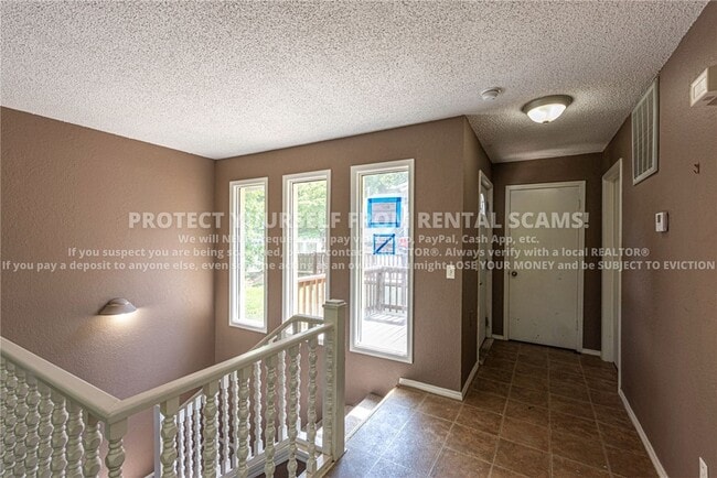 Building Photo - 27 Estes Dr