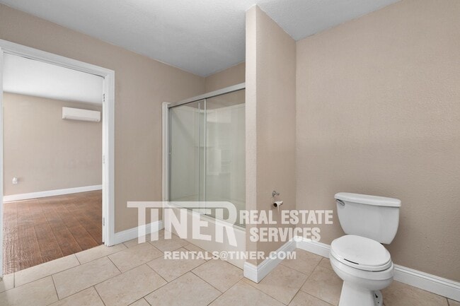 Building Photo - 4281 Silver Dove Way