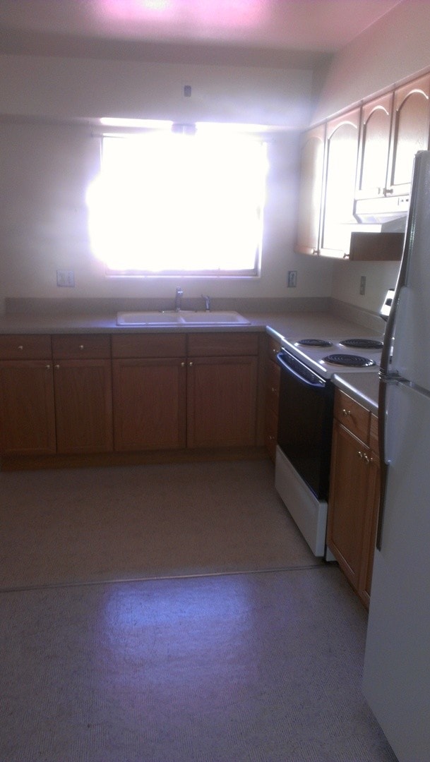 Building Photo - 4465 Comanche Dr