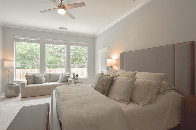 Building Photo - 7 E Shale Creek Cir