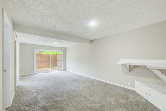 Building Photo - 1301 Parkaire Crossing