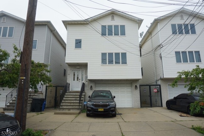 Building Photo - 79 Fillmore St