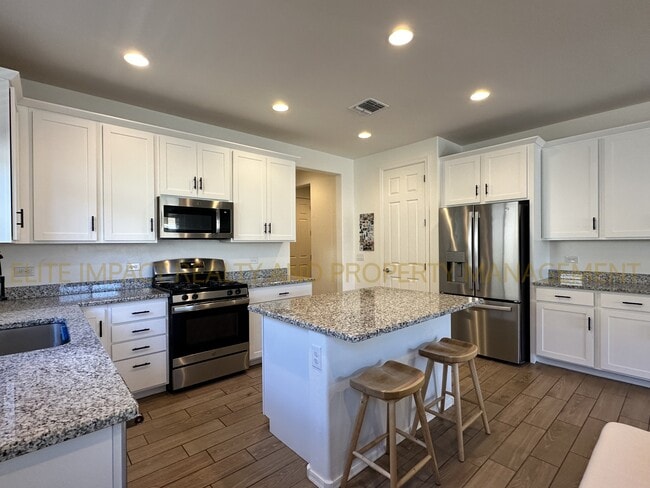 Building Photo - 6630 E Via Arroyo Largo