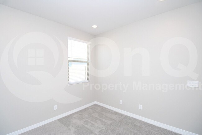 Building Photo - 18030 W Jones Ave