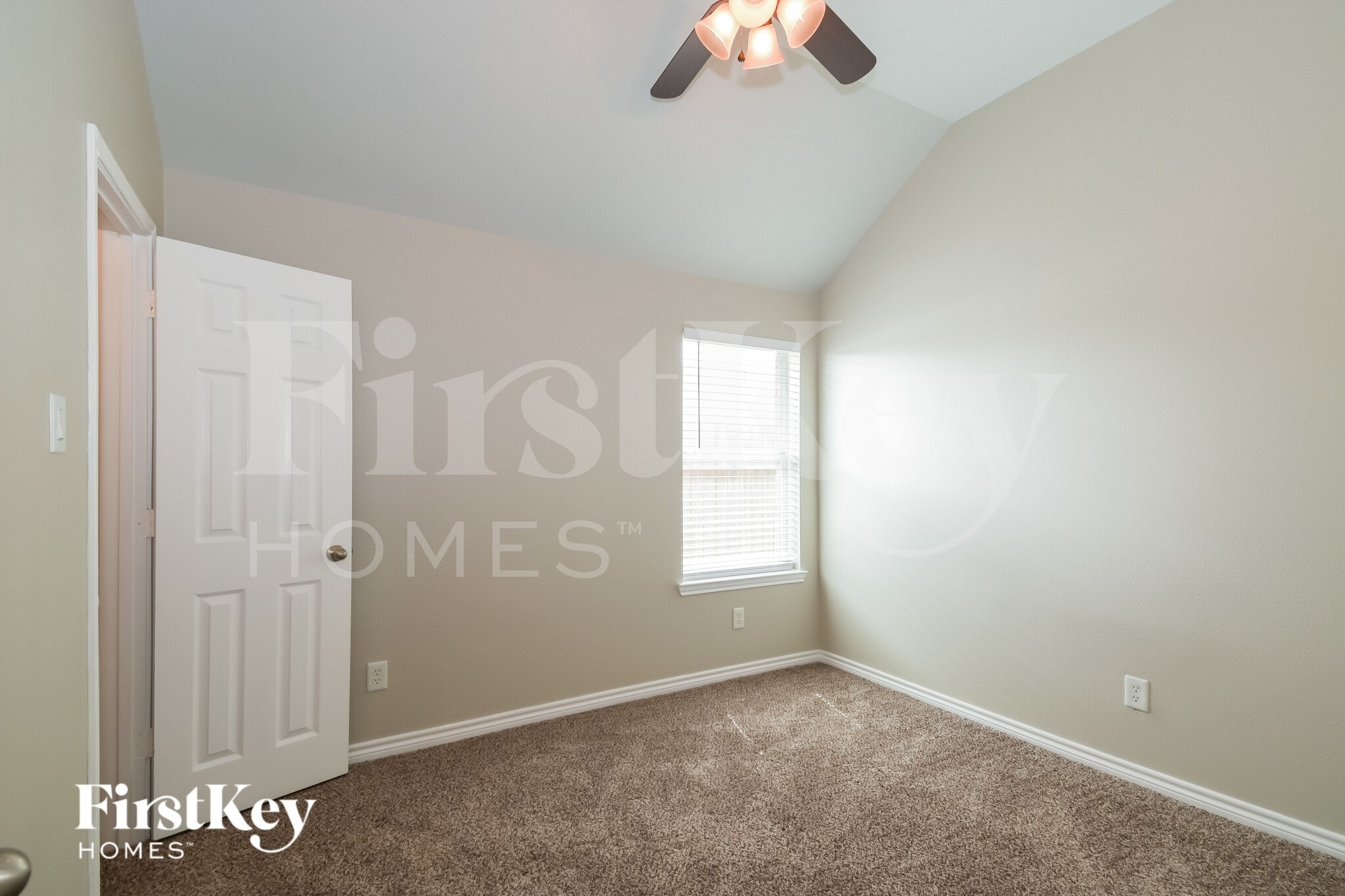 Building Photo - 4814 Emerald Bay Cir