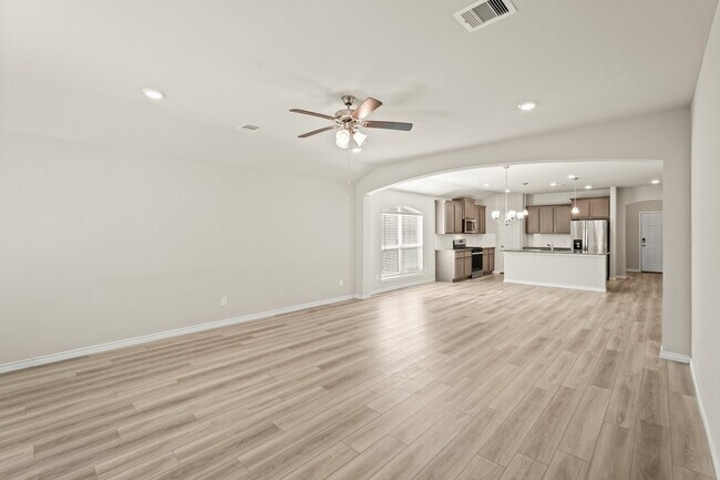 Building Photo - 1164 Kennesaw Dr