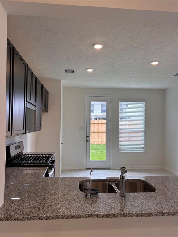 Building Photo - 15703 Lemmonwood Hls Ln